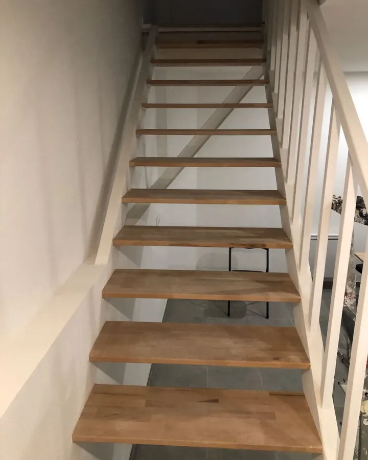Parquet chêne avec dalle de verre au sol
